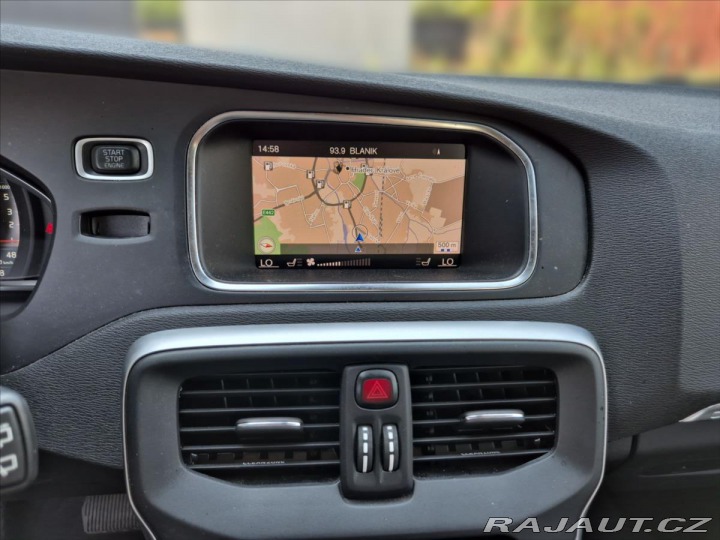 Volvo V40 2,0 D3 Cross Country 2018