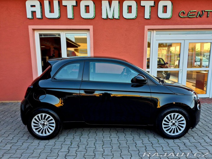 Fiat 500e 70 kW ACTION (ODPOČET DPH 2022