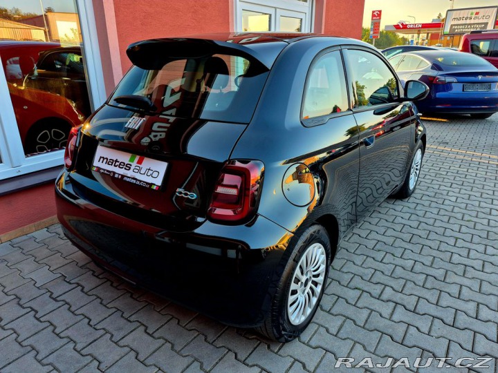 Fiat 500e 70 kW ACTION (ODPOČET DPH 2022