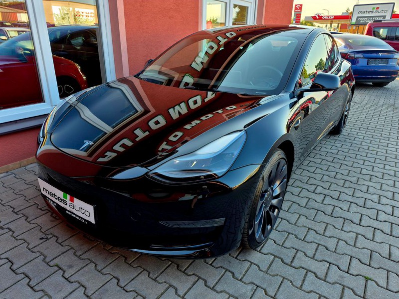 Tesla Model 3 PERFORMANCE DUAL MOTOR 37