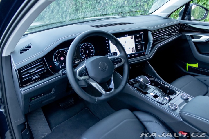 Volkswagen Touareg 3.0 V6 TDI Elegance/ Vzd 2025