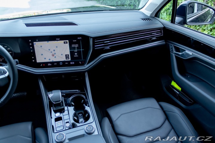 Volkswagen Touareg 3.0 V6 TDI Elegance/ Vzd 2025