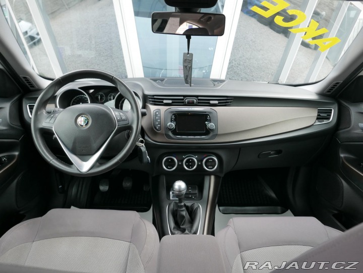 Alfa Romeo Giulietta 1,4T 120PS ČR 2015