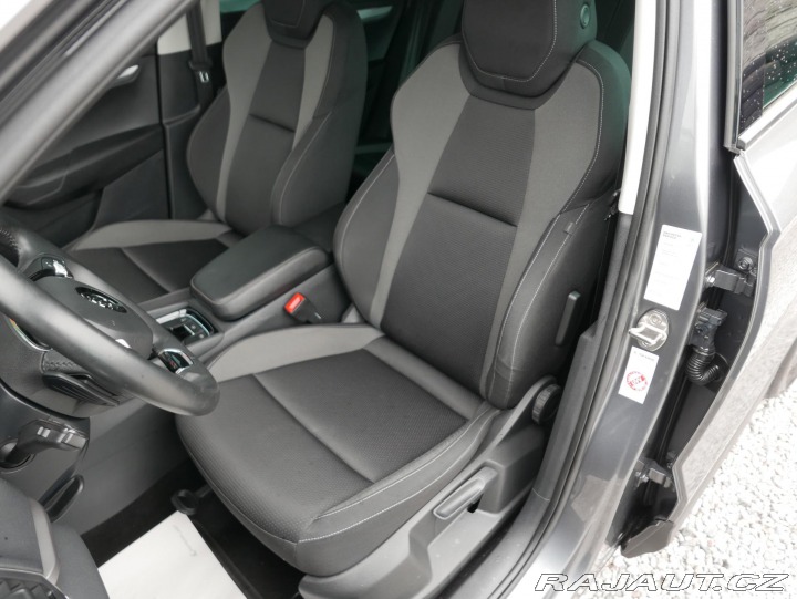 Škoda Karoq 2,0 TDI Tour REZERVACE 2023