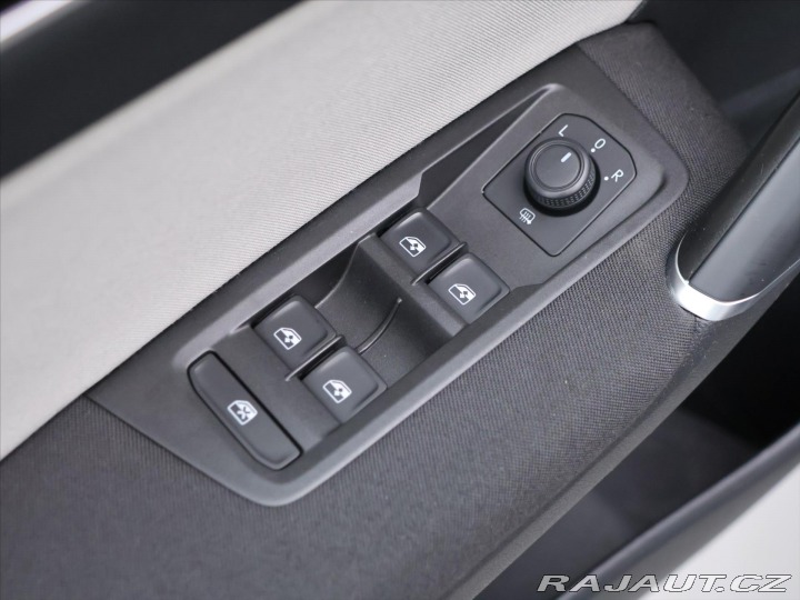 Volkswagen Touran 2.0 TDI 110kW DSG 7-Míst 2022