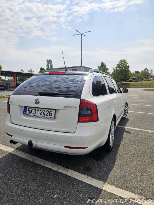Škoda Octavia 1,6 ll 2011