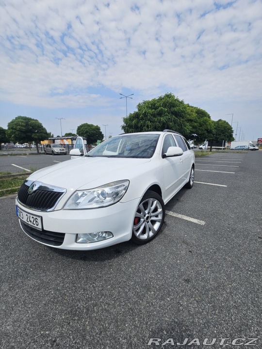 Škoda Octavia 1,6 ll 2011
