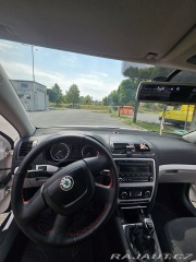 Škoda Octavia 1,6 ll 2011