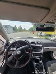 Škoda Octavia 1,6 ll 2011