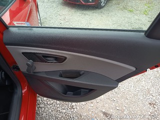 Seat Leon ST 1,GDI ČR 1maj  DPH 2015
