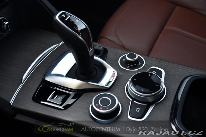 Alfa Romeo Stelvio 2,2 JTDm Q4 154kW TAŽNÉ 2024