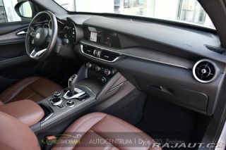 Alfa Romeo Stelvio 2,2 JTDm Q4 154kW TAŽNÉ 2024