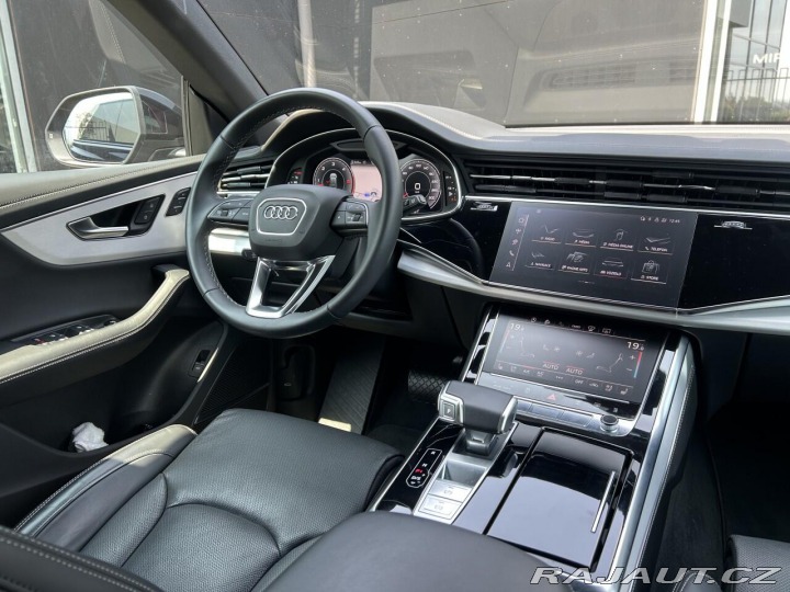 Audi Q8 50 TDI quattro ZÁRUKA 2024