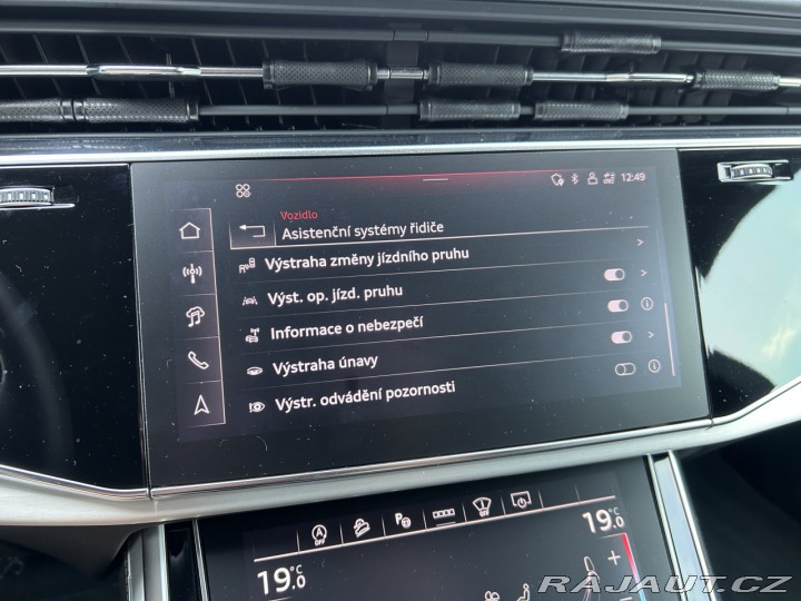 Audi Q8 50 TDI quattro ZÁRUKA 2024