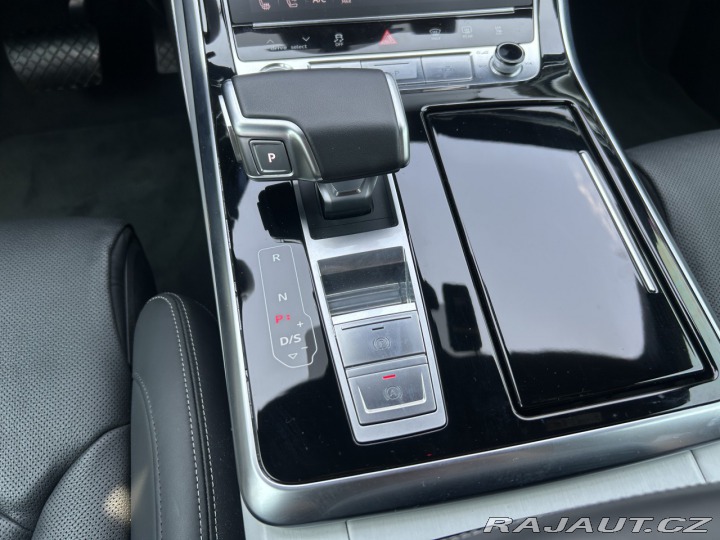 Audi Q8 50 TDI quattro ZÁRUKA 2024