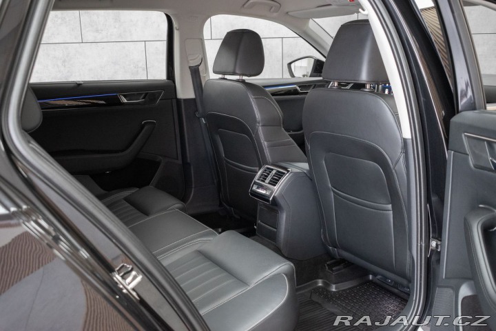 Škoda Superb 2.0TDI L&K*N.TOPENÍ*D 2023