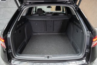Škoda Superb 2.0TDI L&K*N.TOPENÍ*D 2023