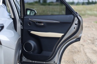 Lexus Ostatní modely NX 300h 300H 2,5 HEV PREMIUM (LUX 2015