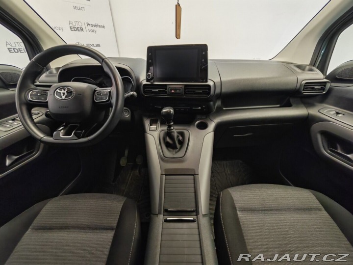 Toyota ProAce City 1.2T 110k  Family 2023