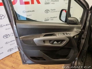 Toyota ProAce City 1.2T 110k Family 2023