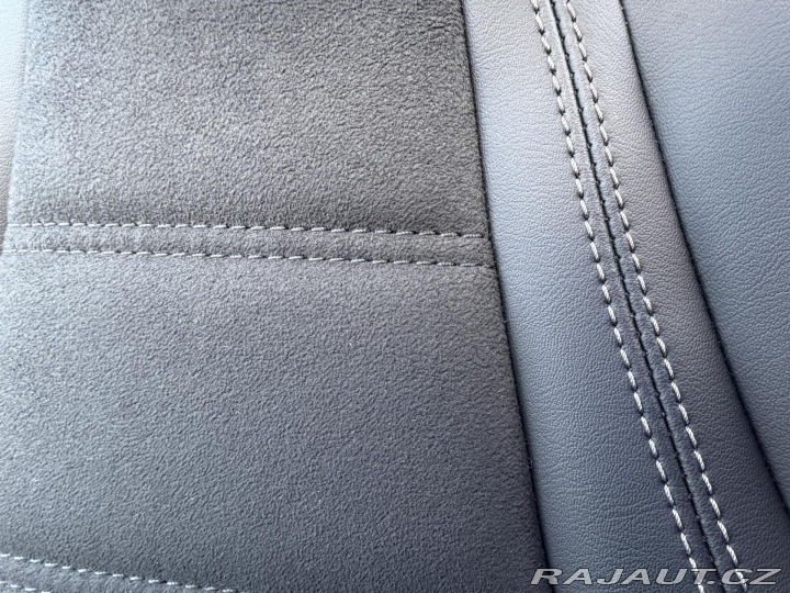 Mercedes-Benz CLE 220d Cabrio AMG Skladem P 2025