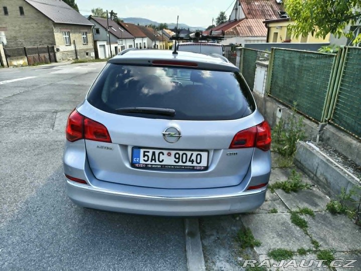 Opel Astra Sport Tourer 1,6 TDCi 2015