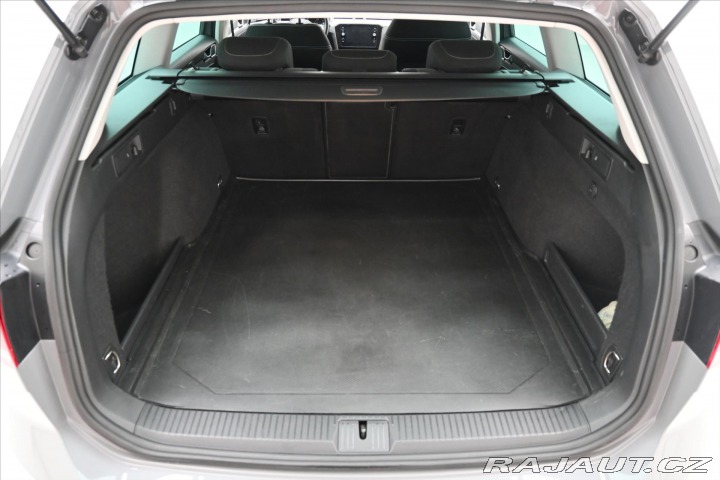 Volkswagen Passat 2,0 TDI 110kW DSG Busines 2022