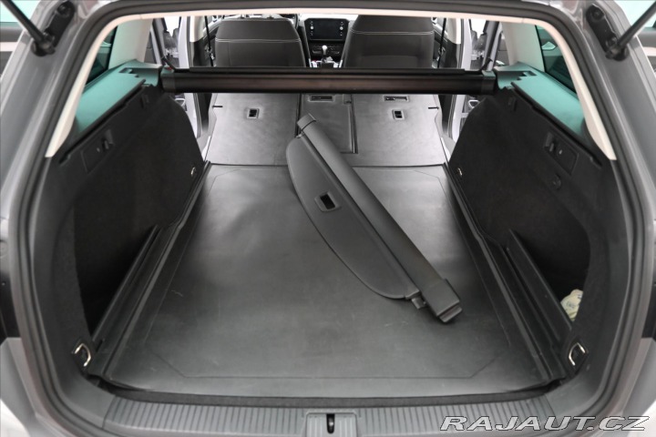 Volkswagen Passat 2,0 TDI 110kW DSG Busines 2022