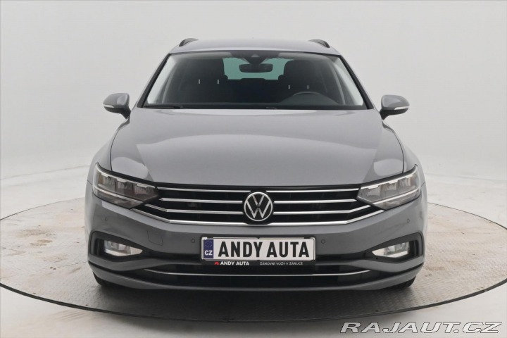 Volkswagen Passat 2,0 TDI 110kW DSG Busines 2022