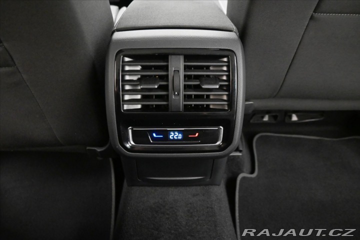 Volkswagen Passat 2,0 TDI 110kW DSG Busines 2022