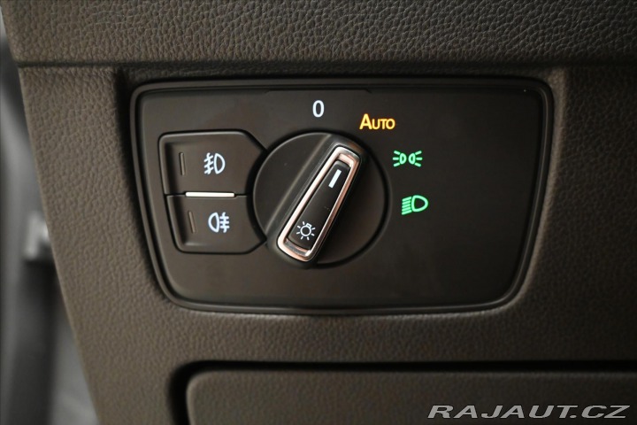 Volkswagen Passat 2,0 TDI 110kW DSG Busines 2022