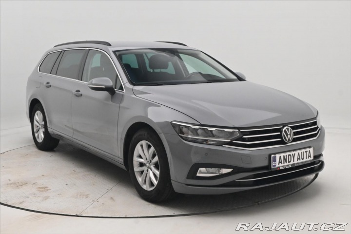 Volkswagen Passat 2,0 TDI 110kW DSG Busines 2022