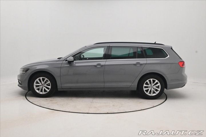 Volkswagen Passat 2,0 TDI 110kW DSG Busines 2022