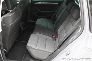 Volkswagen Passat 2,0 TDI 110kW DSG Busines 2022
