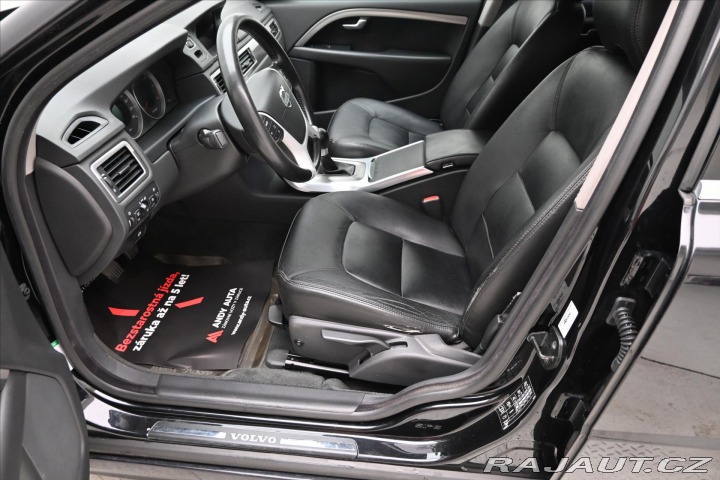 Volvo V70 2,0 120kW D4 Manuál Tažné 2012