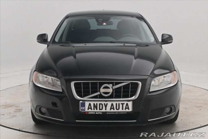 Volvo V70 2,0 120kW D4 Manuál Tažné 2012