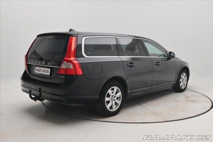 Volvo V70 2,0 120kW D4 Manuál Tažné 2012