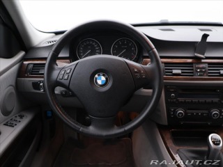 BMW 3 3.0 325i 160kW Aut.klima 2009