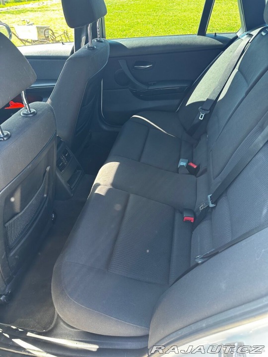BMW 3 3,0   330d LCI 180kW e91 2011