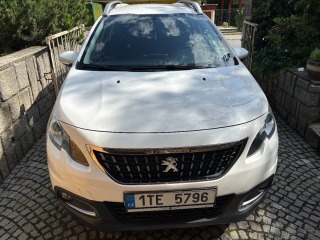 Peugeot 2008 2017 bílá