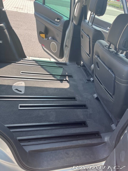 Renault Espace 2,0 dCi 110 kW 7míst 2011