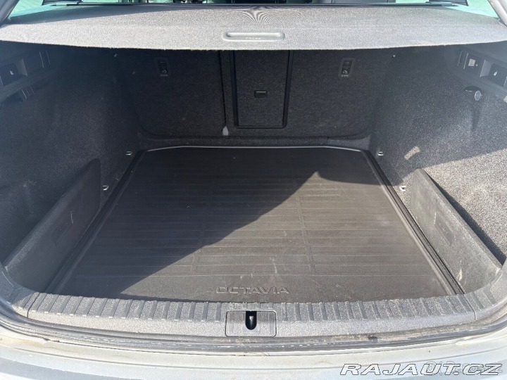 Škoda Octavia TSI DSG 2024 49tis.km pův 2024