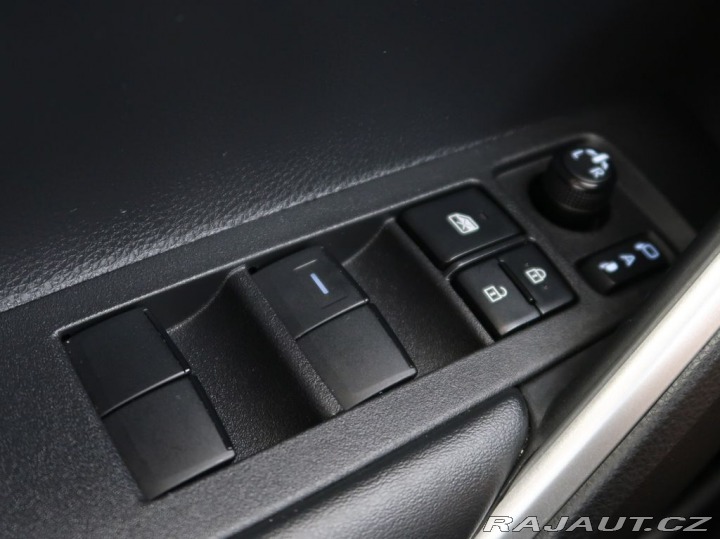 Toyota Corolla Cross 2.0,Hybrid,112KW,e-CVT,Co 2022