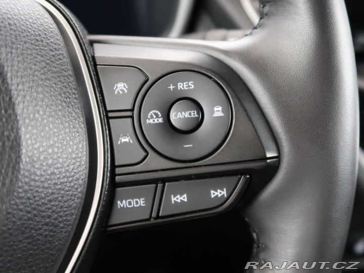 Toyota Corolla Cross 2.0,Hybrid,112KW,e-CVT,Co 2022