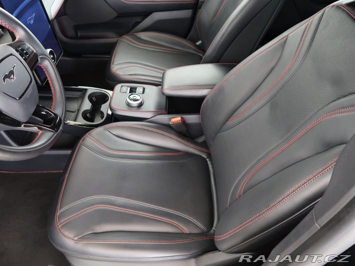 Ford Mustang Mach-E Premium,98,7kWh,RW 2023