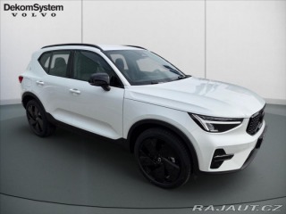 Volvo XC40 2,0 Plus B3 Black Edition 2026
