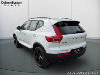 Volvo XC40 2,0 Plus B3 Black Edition 2026