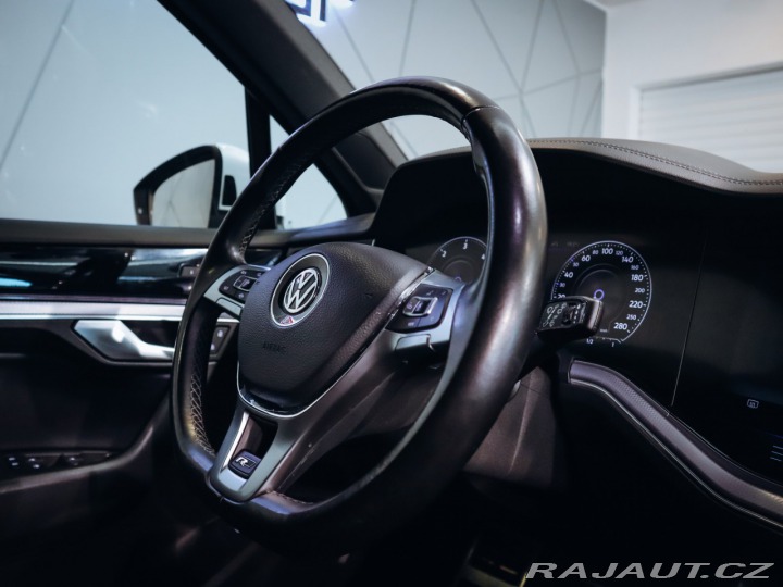 Volkswagen Touareg 3.0TDI V6 R-line 210 kW 2018
