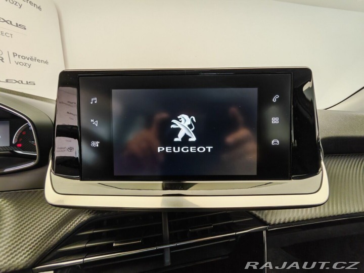 Peugeot 2008 1.2 Benzin 2022