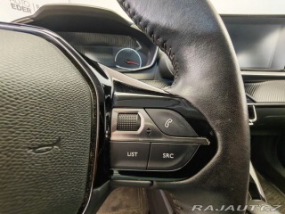Peugeot 2008 1.2 Benzin 2022